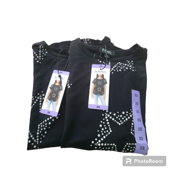 Buffalo Short Sleeve Black Blouse with Stars - Picture 11 of 16